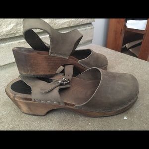 Lotta Mary Jane Clogs - 37 or US 7.5